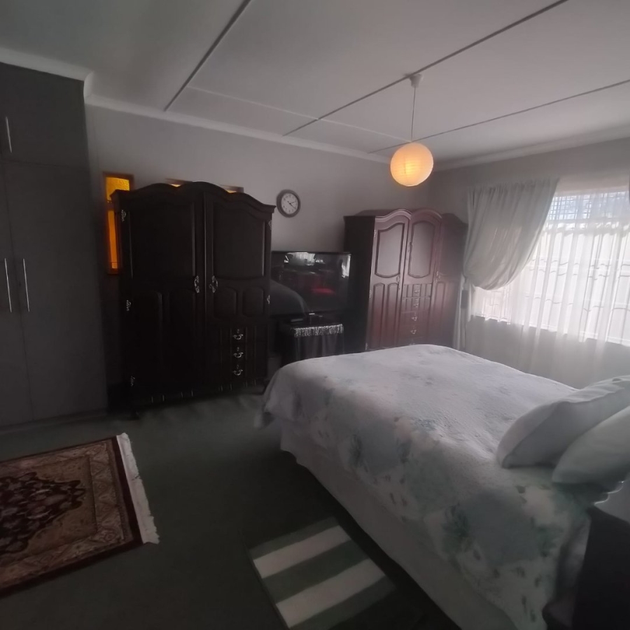4 Bedroom Property for Sale in Fichardt Park Free State